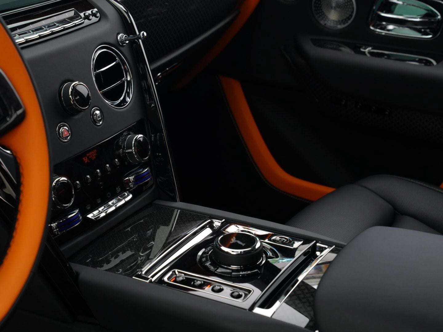 2027 Rolls-Royce Black Badge Cullinan 