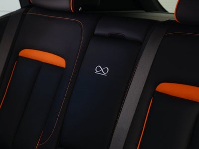 2027 Rolls-Royce Black Badge Cullinan 