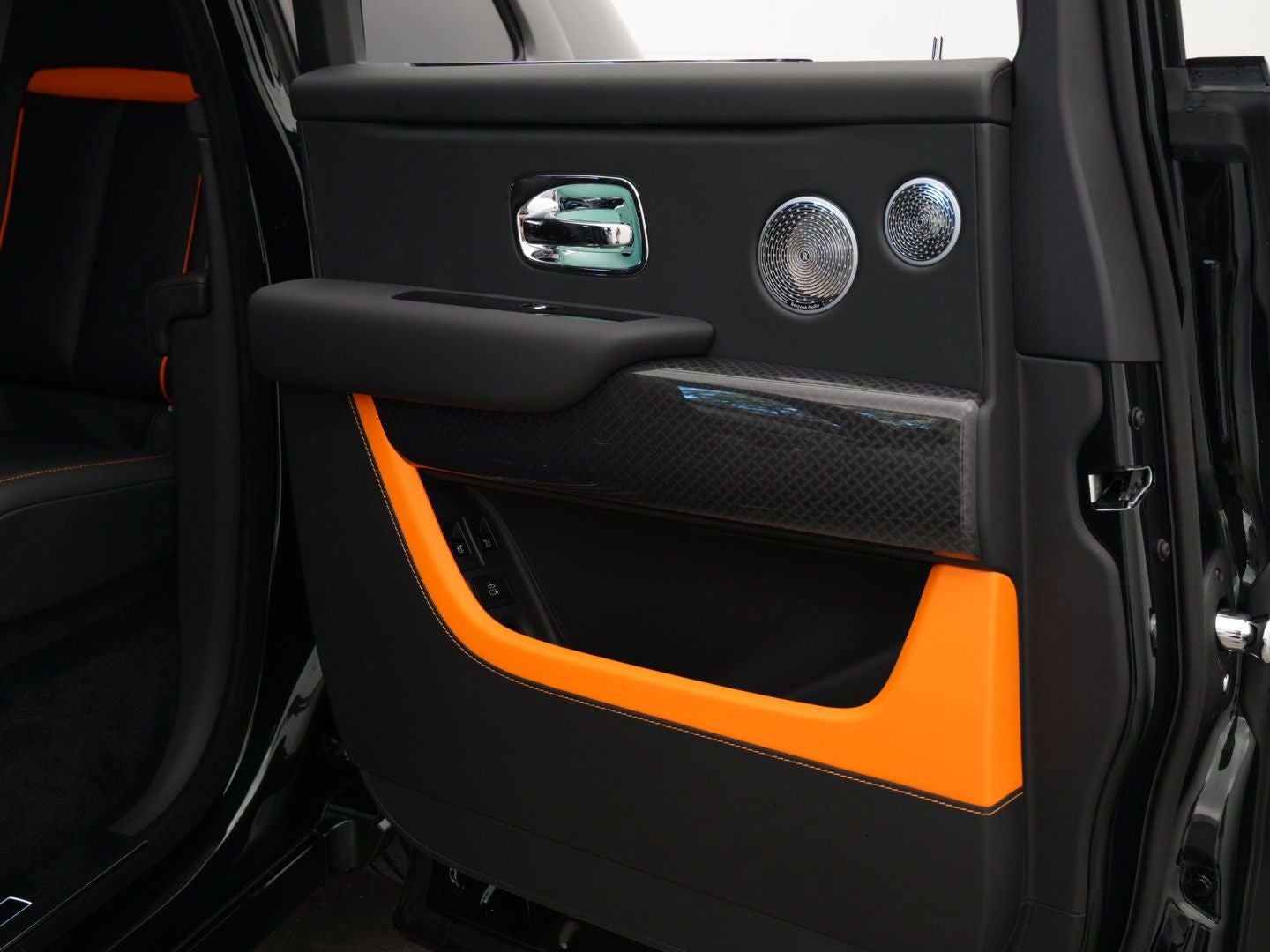 2027 Rolls-Royce Black Badge Cullinan 