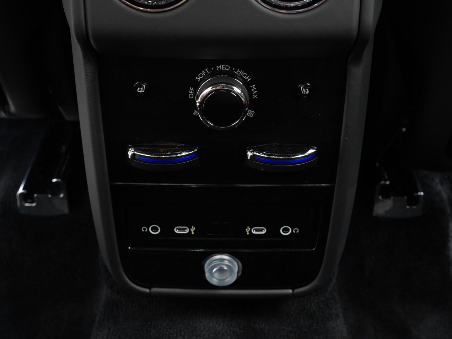 2027 Rolls-Royce Black Badge Cullinan 