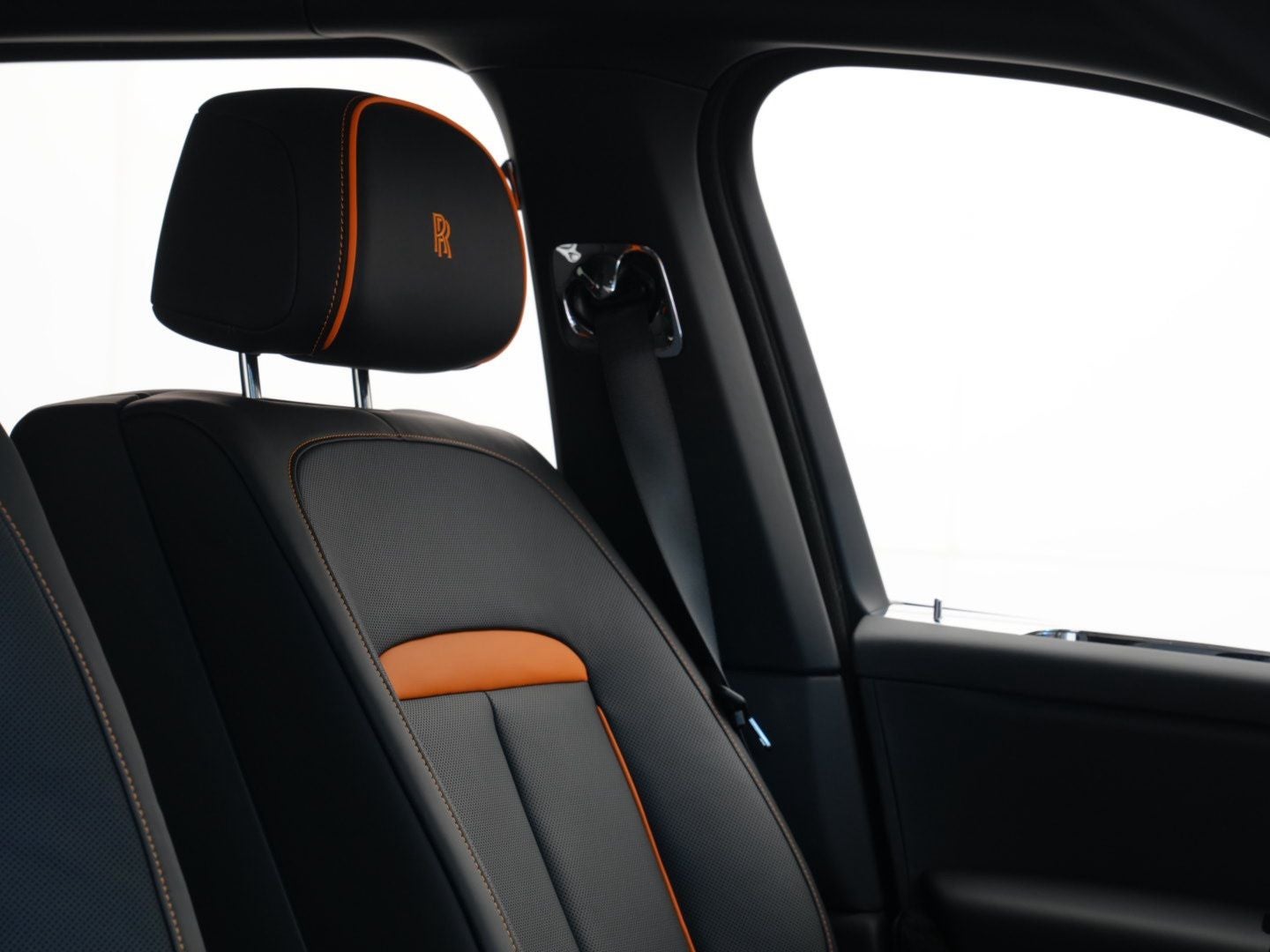 2027 Rolls-Royce Black Badge Cullinan 