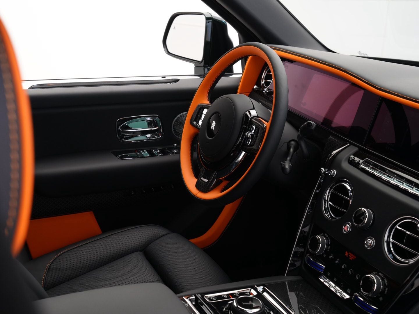 2027 Rolls-Royce Black Badge Cullinan 