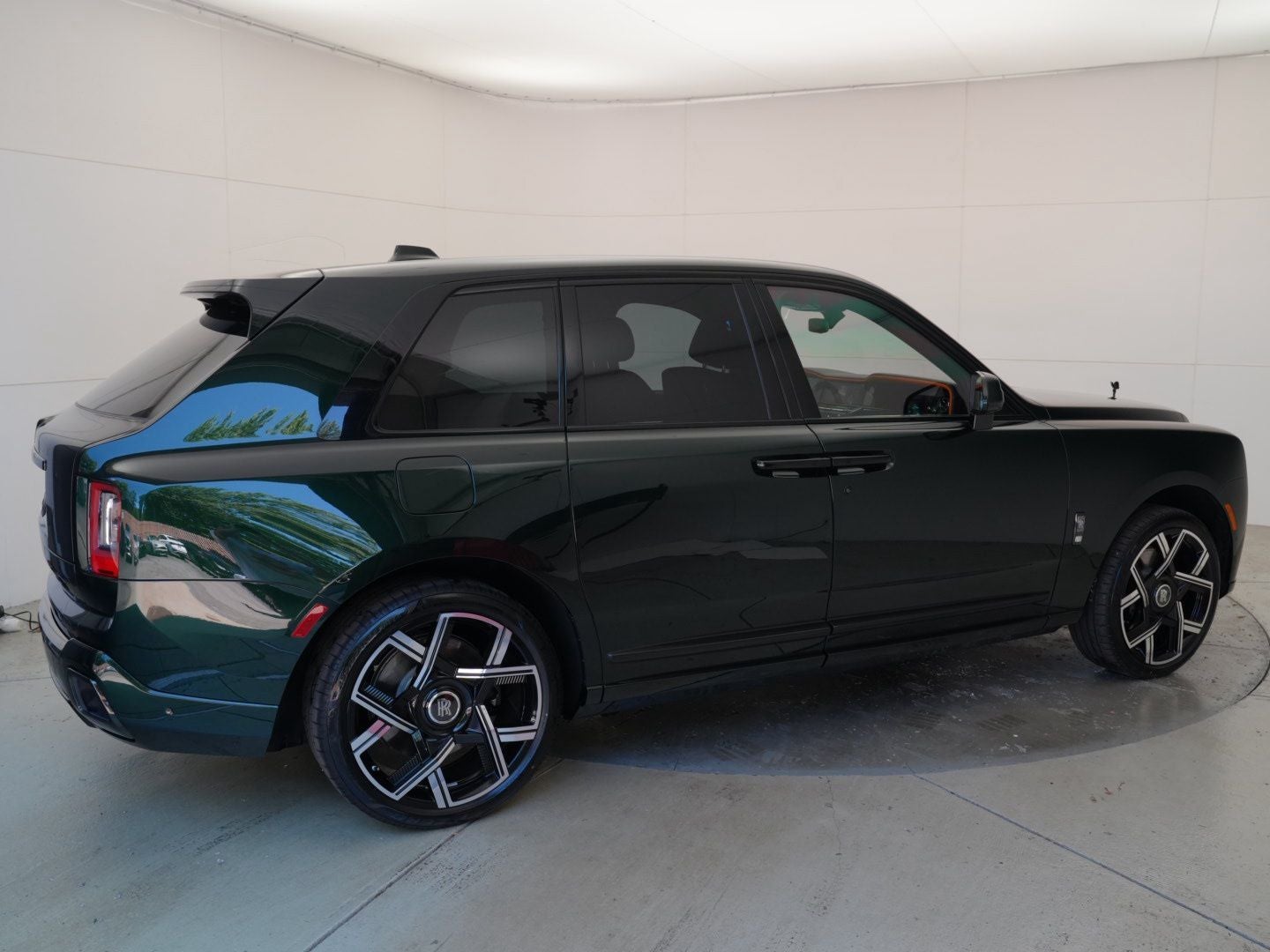 2027 Rolls-Royce Black Badge Cullinan 