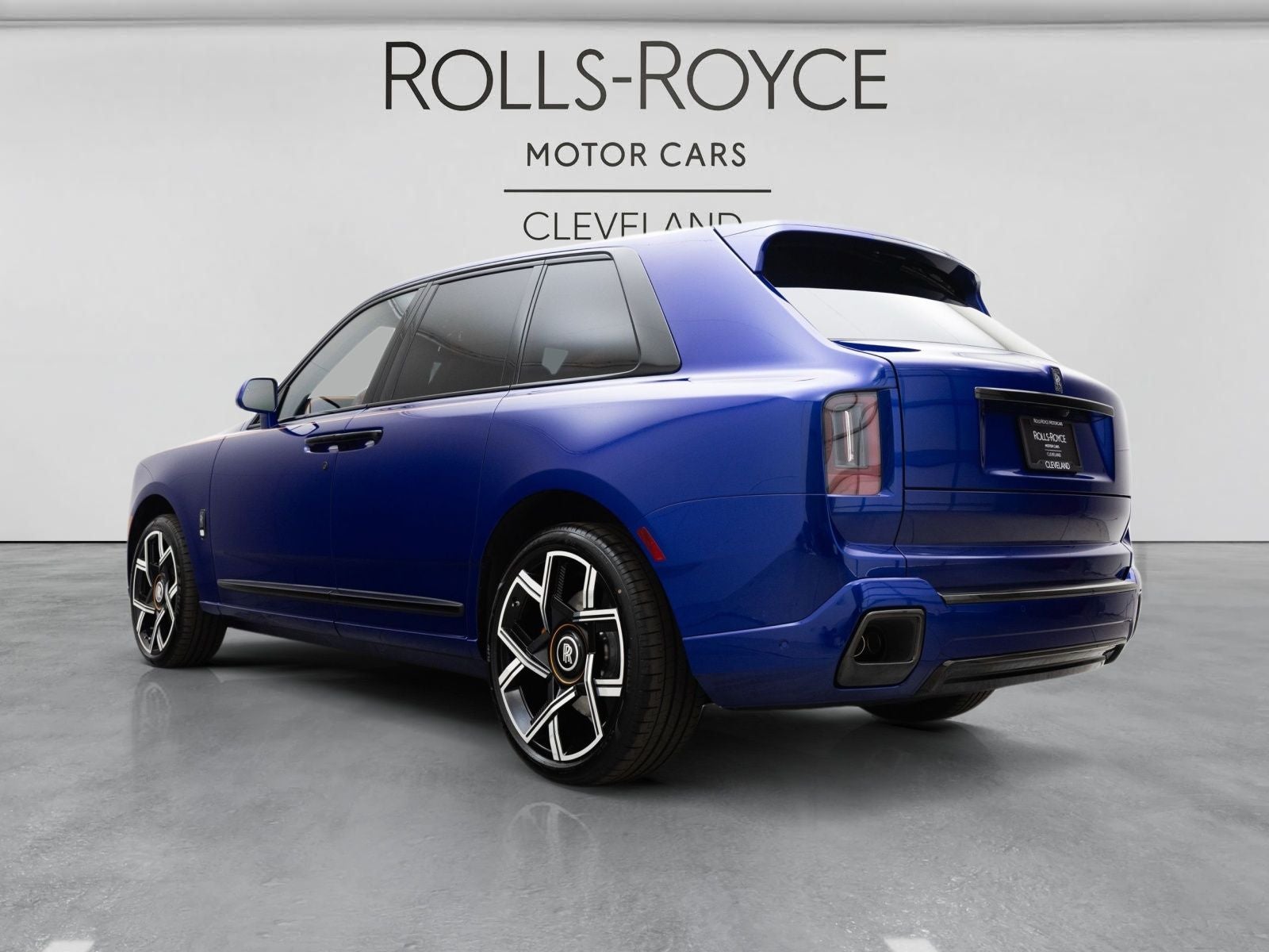 2027 Rolls-Royce Cullinan Black Badge