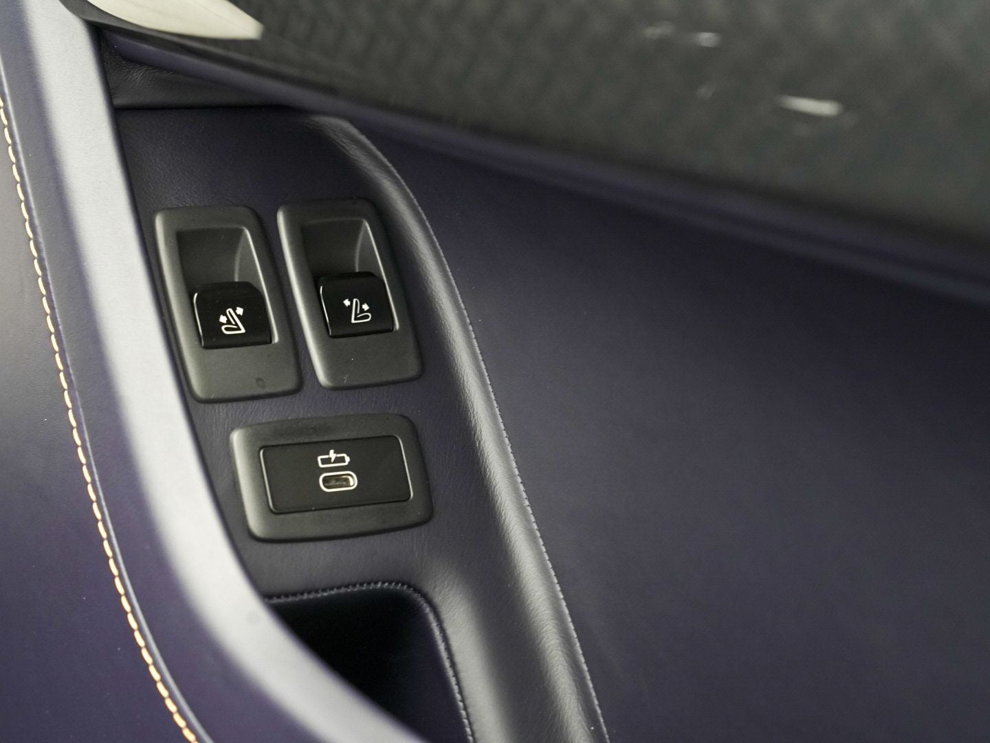 2026 Rolls-Royce Black Badge Cullinan Black Badge