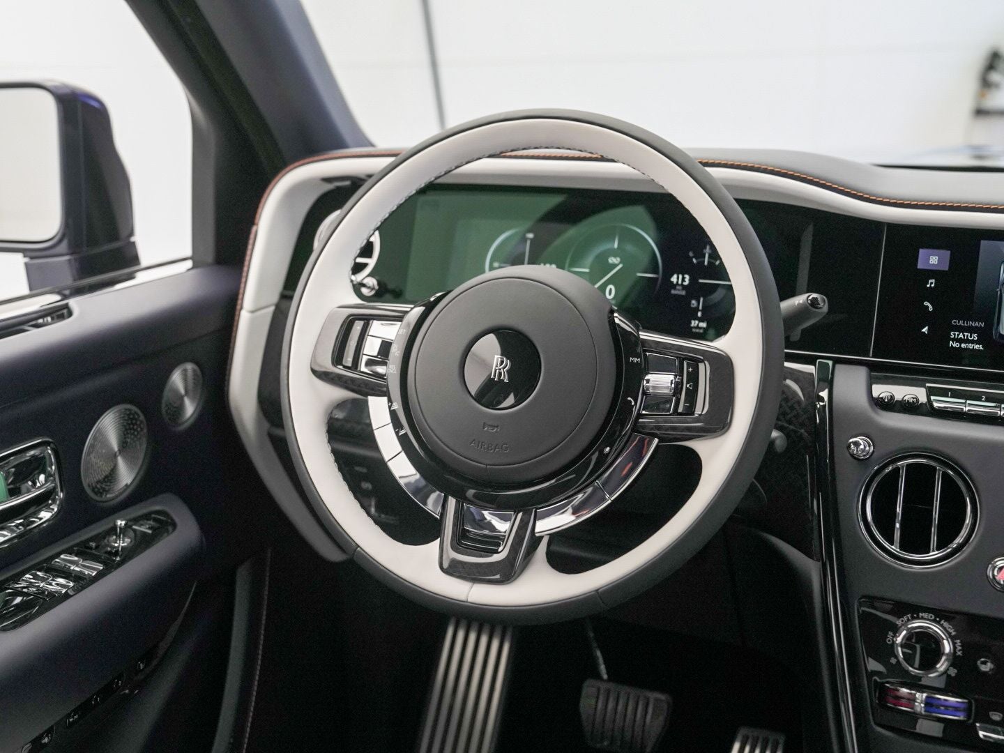 2026 Rolls-Royce Black Badge Cullinan Black Badge