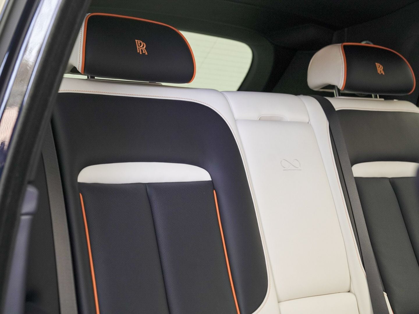 2026 Rolls-Royce Black Badge Cullinan Black Badge