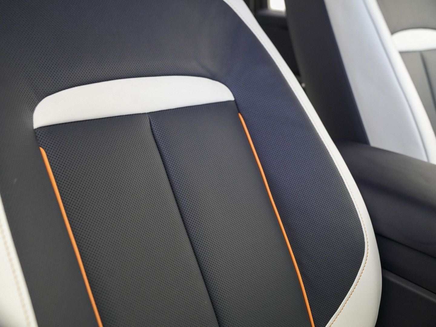 2026 Rolls-Royce Black Badge Cullinan Black Badge