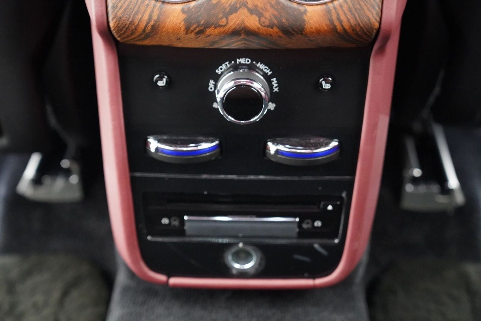 2020 Rolls-Royce Cullinan Base
