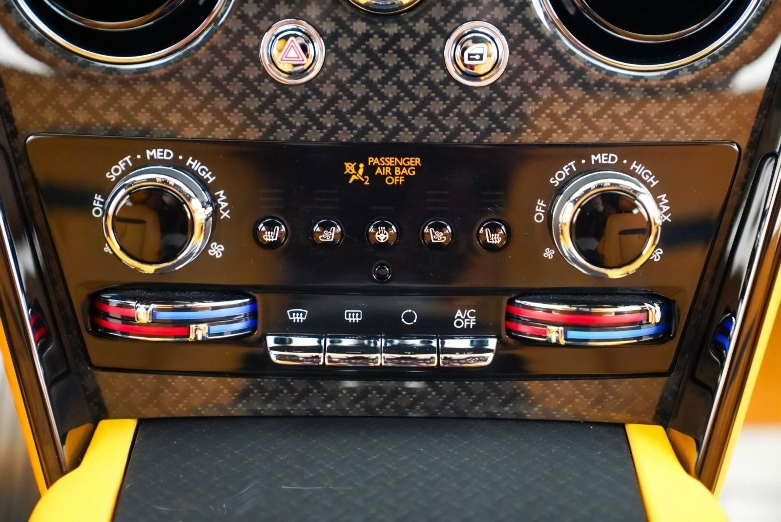 2024 Rolls-Royce Cullinan Black Badge