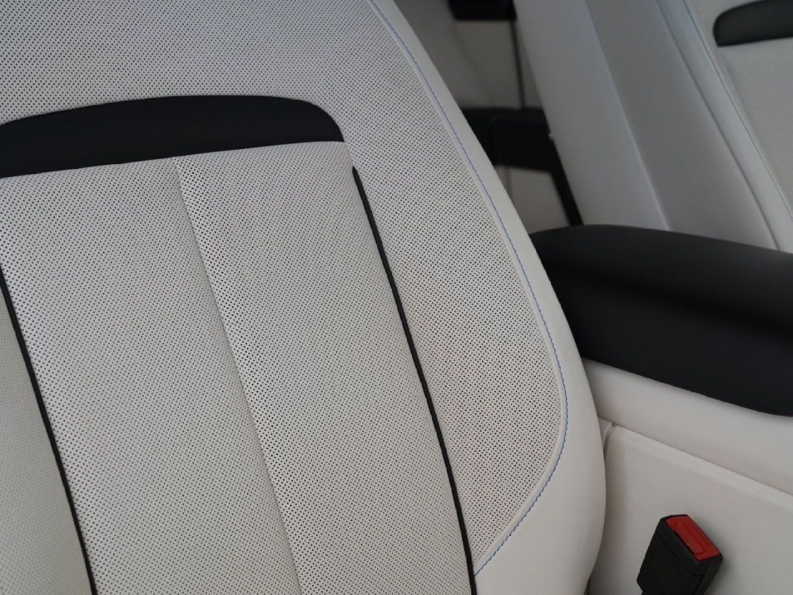 2021 Rolls-Royce Black Badge Cullinan 