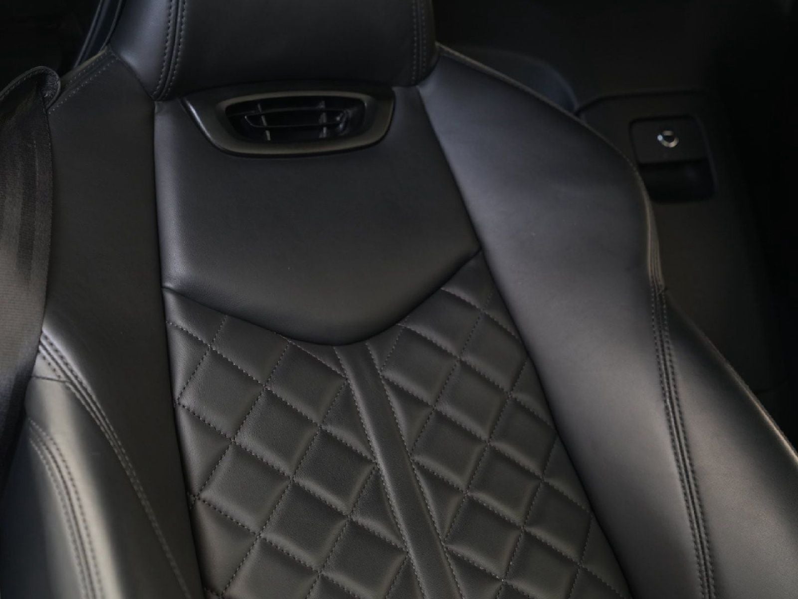 2022 Audi TT 2.0T Roadster quattro