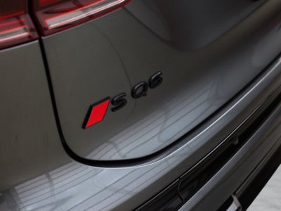 2025 Audi SQ6 e-tron Prestige quattro