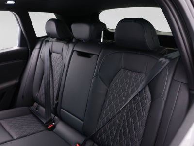 2025 Audi SQ6 e-tron Prestige quattro