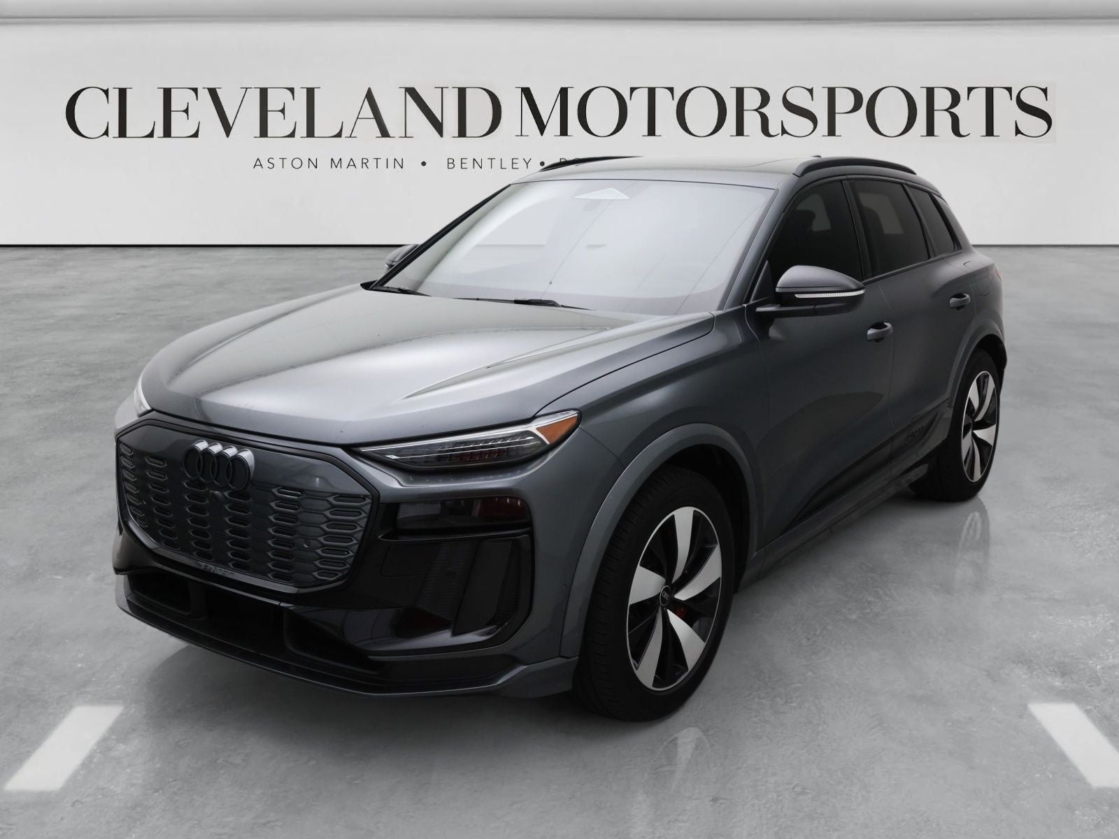 2025 Audi SQ6 e-tron Prestige quattro