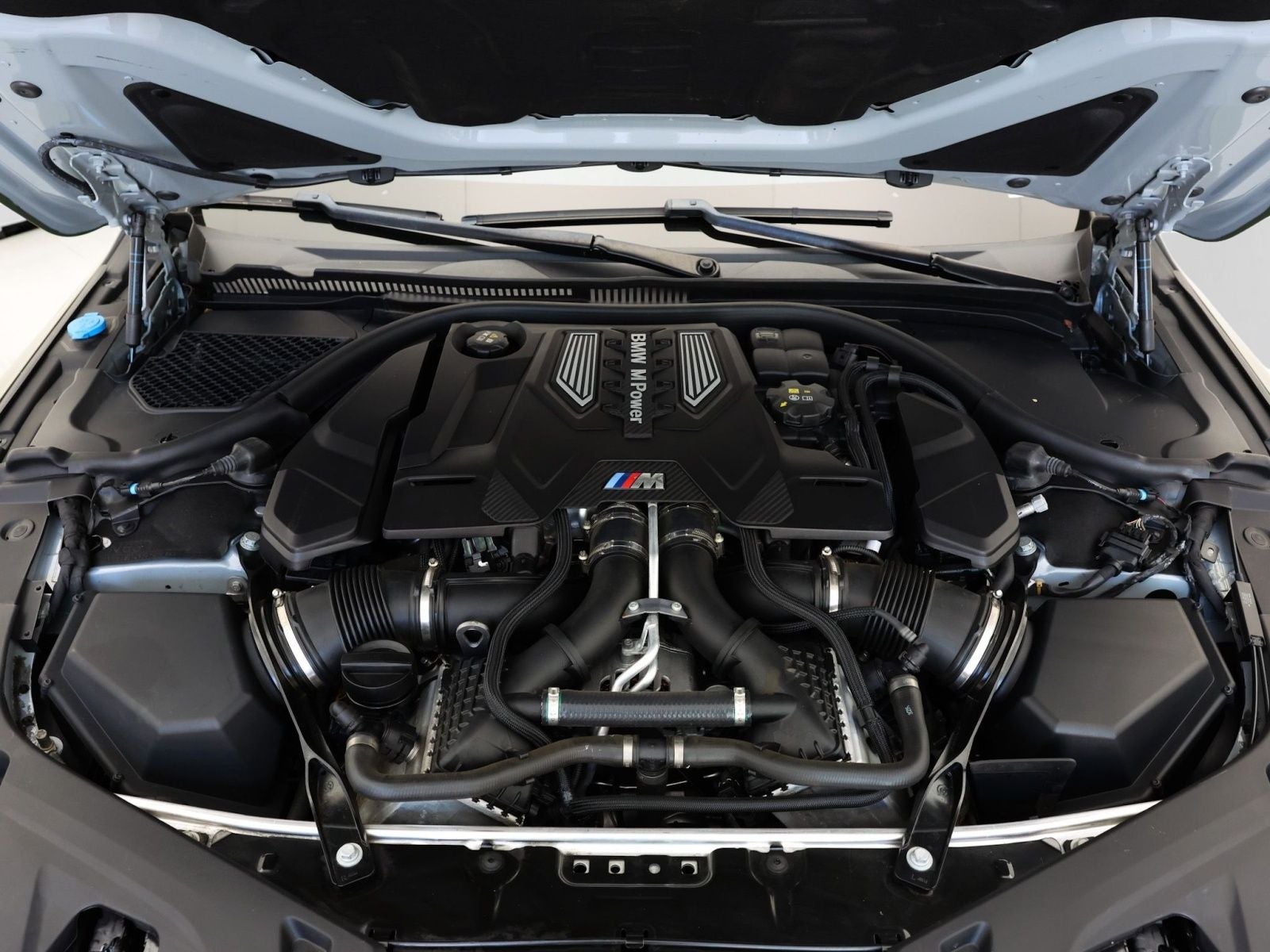 2024 BMW M8 Competition