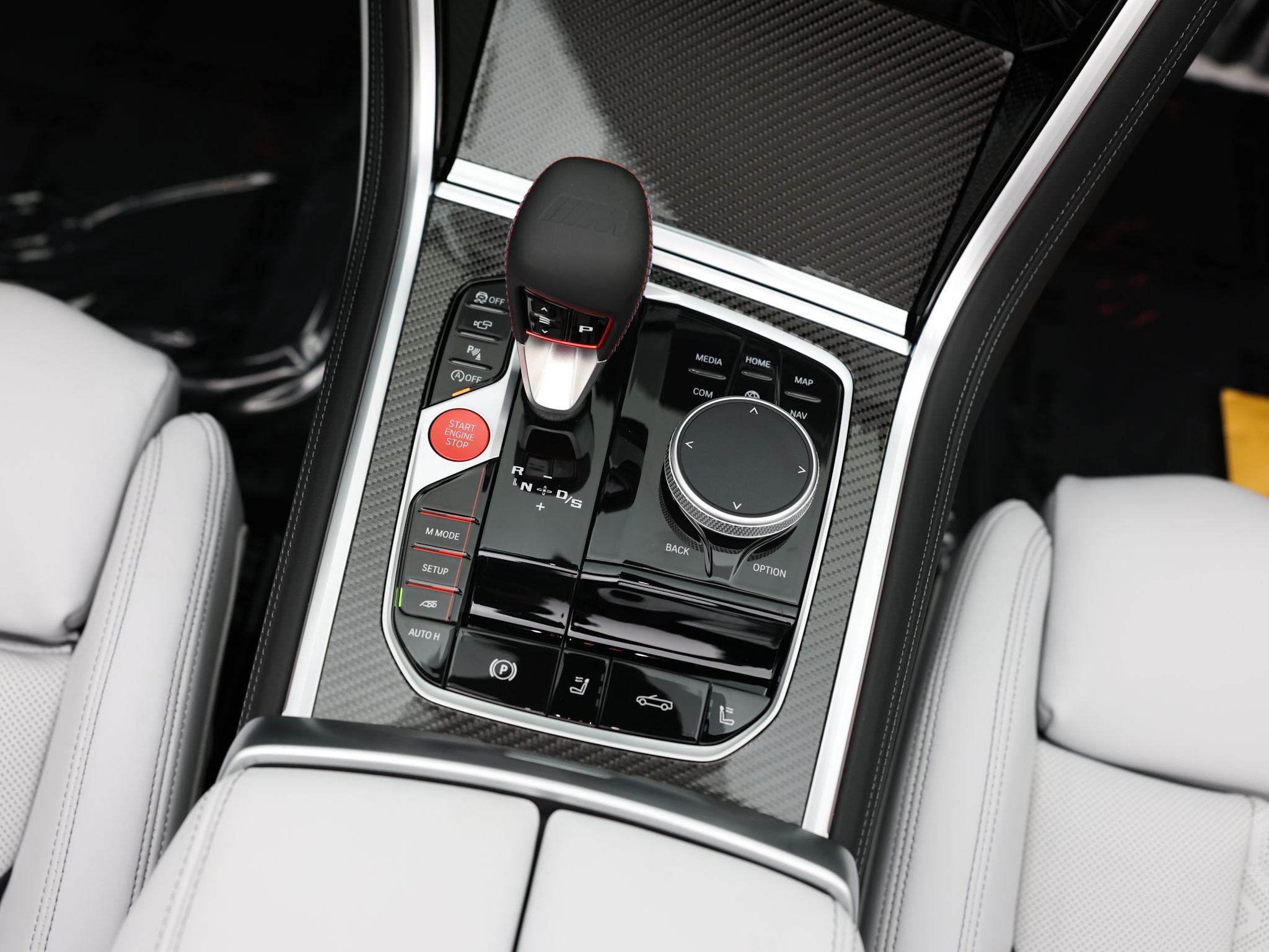 2025 BMW M8 Competition