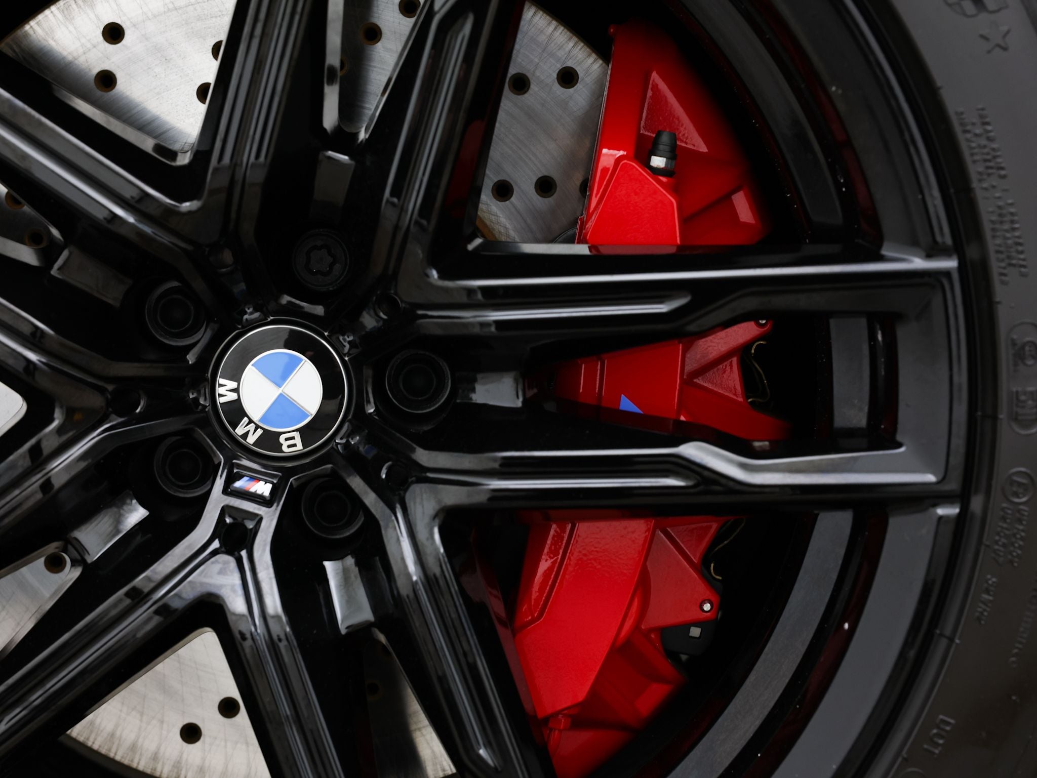 2025 BMW M8 Competition