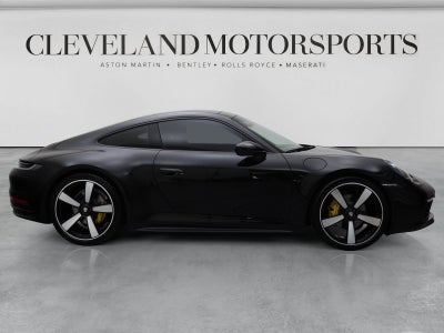 2020 Porsche 911 Carrera