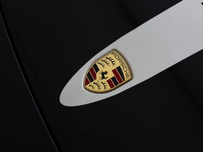 2020 Porsche 911 Carrera