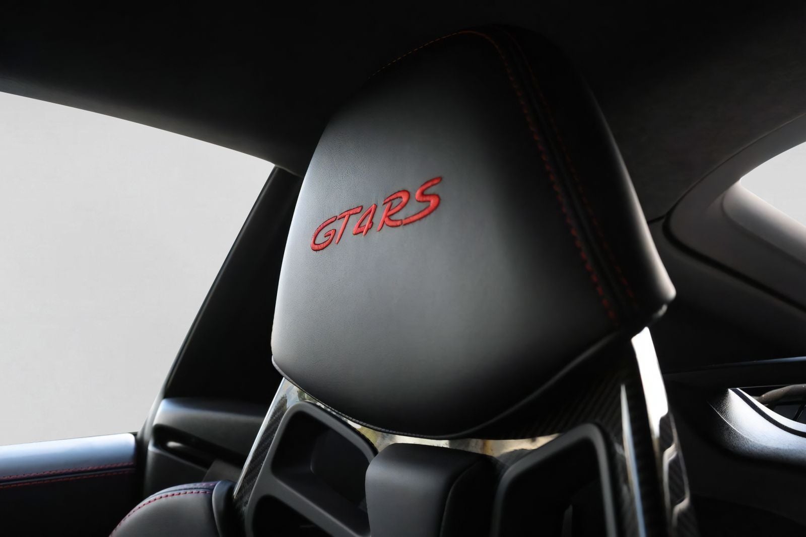 2023 Porsche 718 Cayman GT4 RS