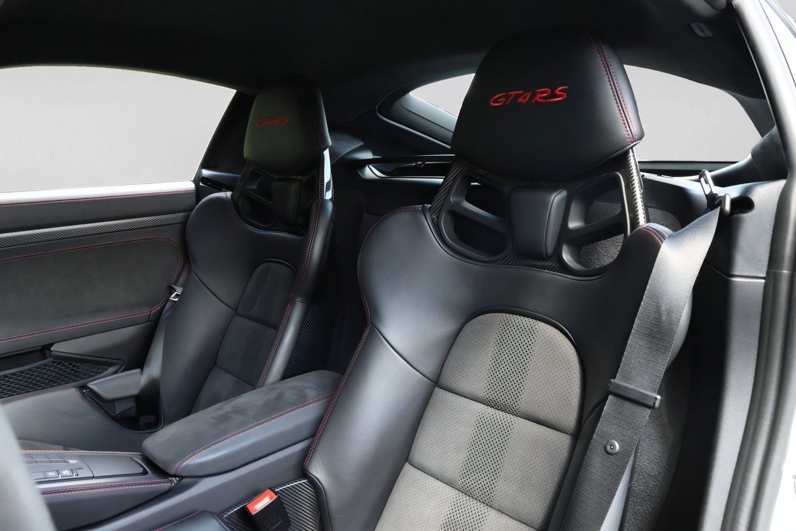 2023 Porsche 718 Cayman GT4 RS