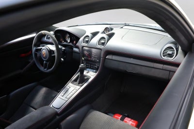 2023 Porsche 718 Cayman GT4 RS
