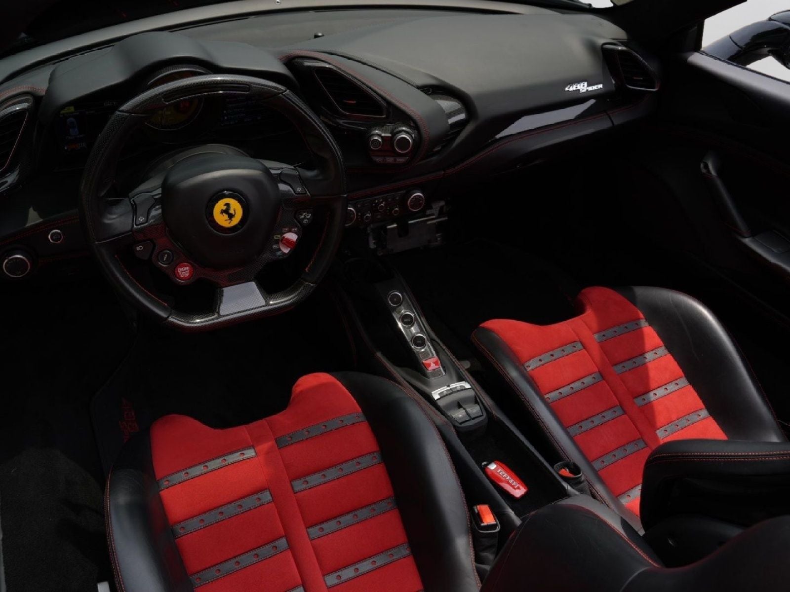 2019 Ferrari 488 Spider Base