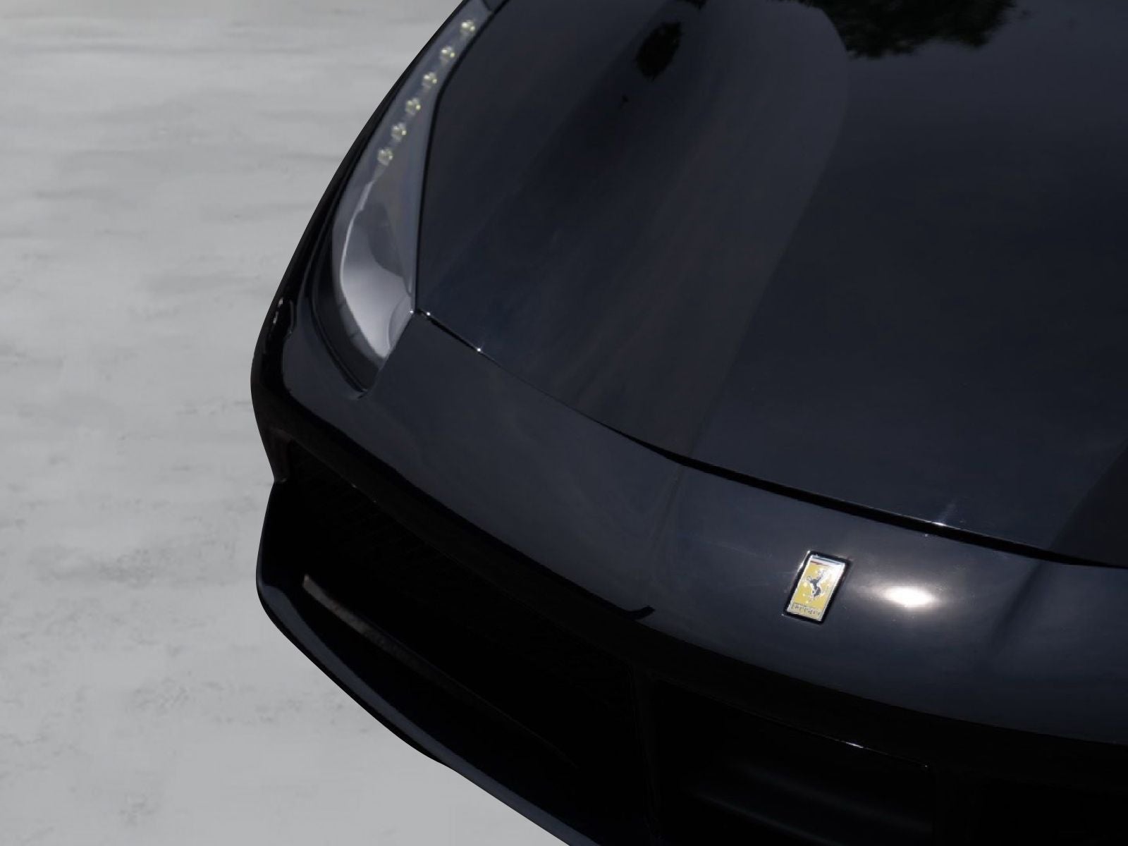2019 Ferrari 488 Spider Base