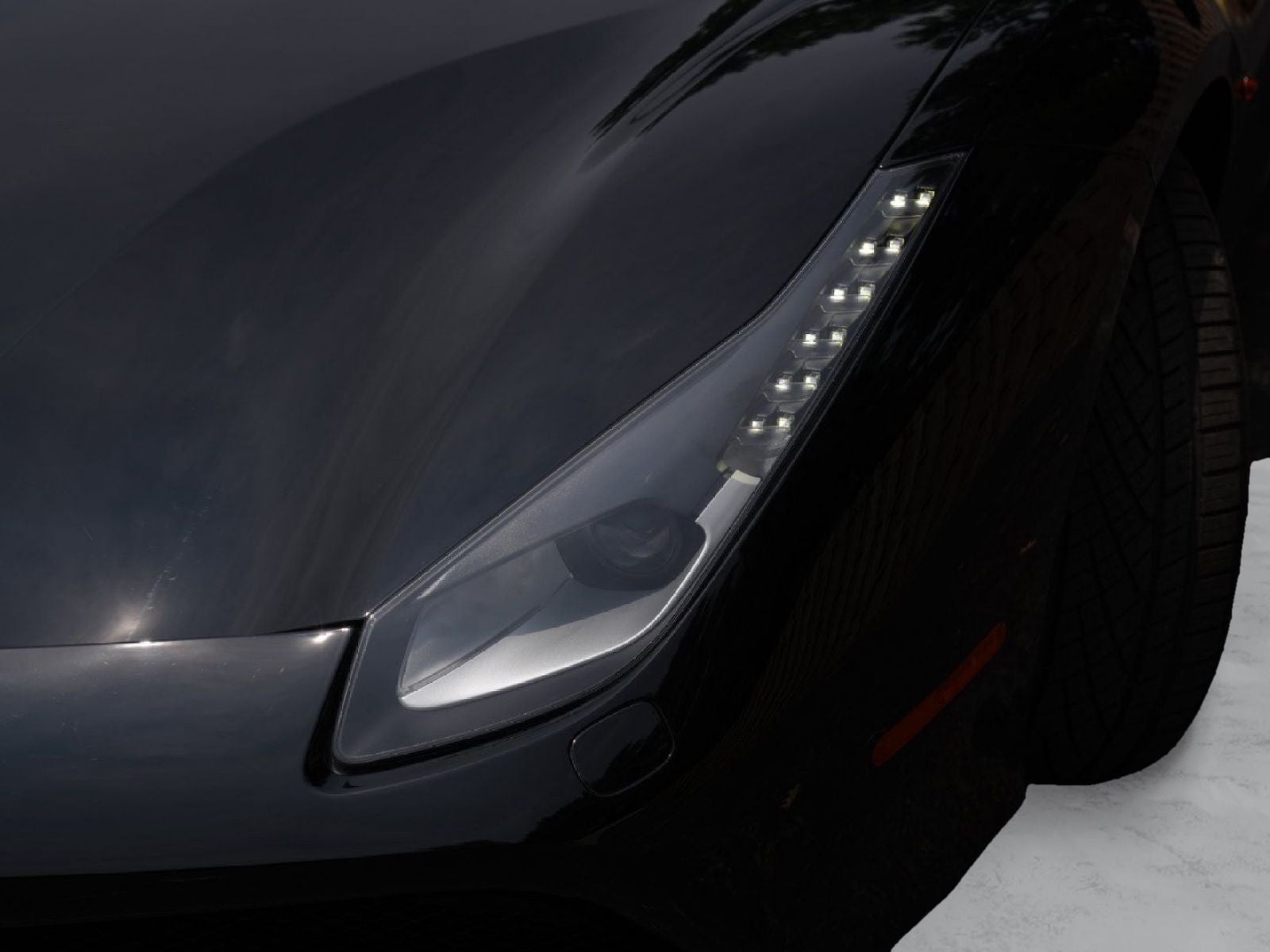 2019 Ferrari 488 Spider Base