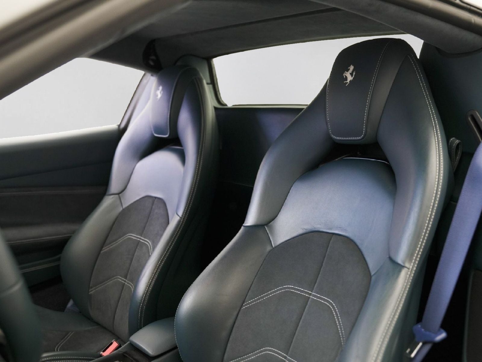 2017 Ferrari 488 Spider Base