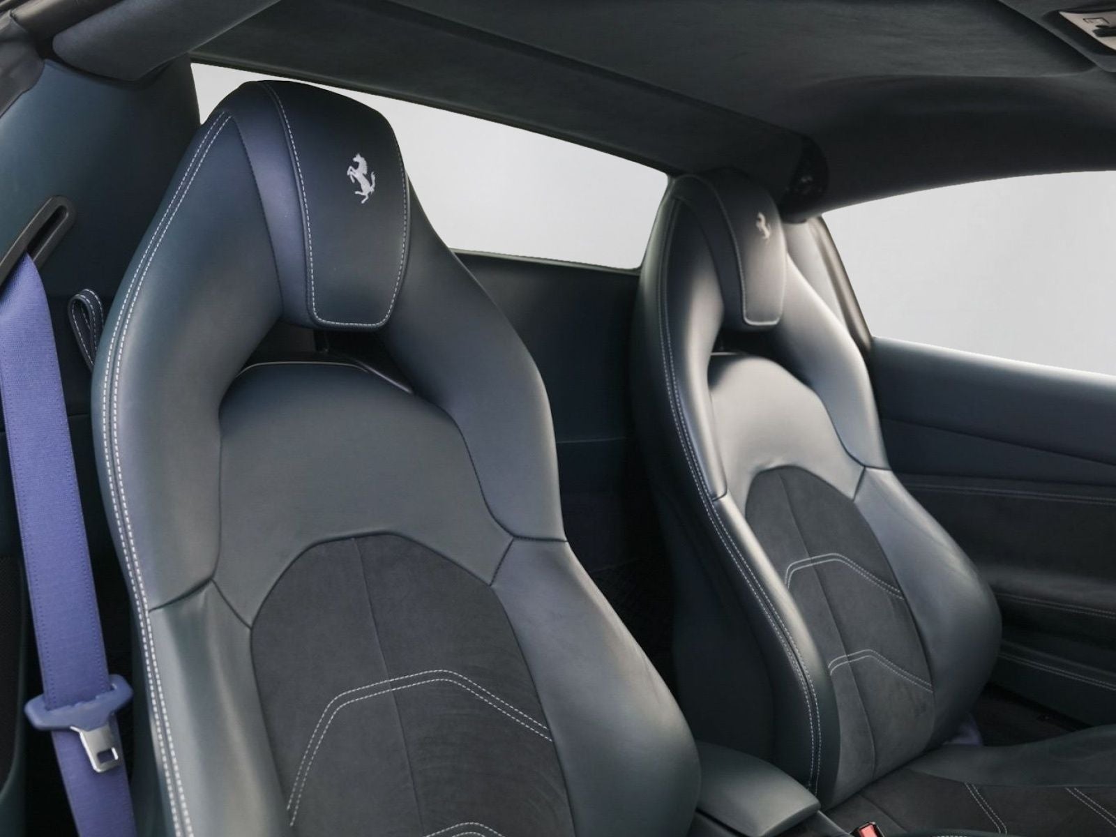 2017 Ferrari 488 Spider Base