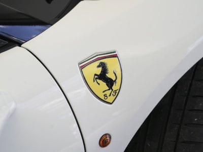 2017 Ferrari 488 Spider Base