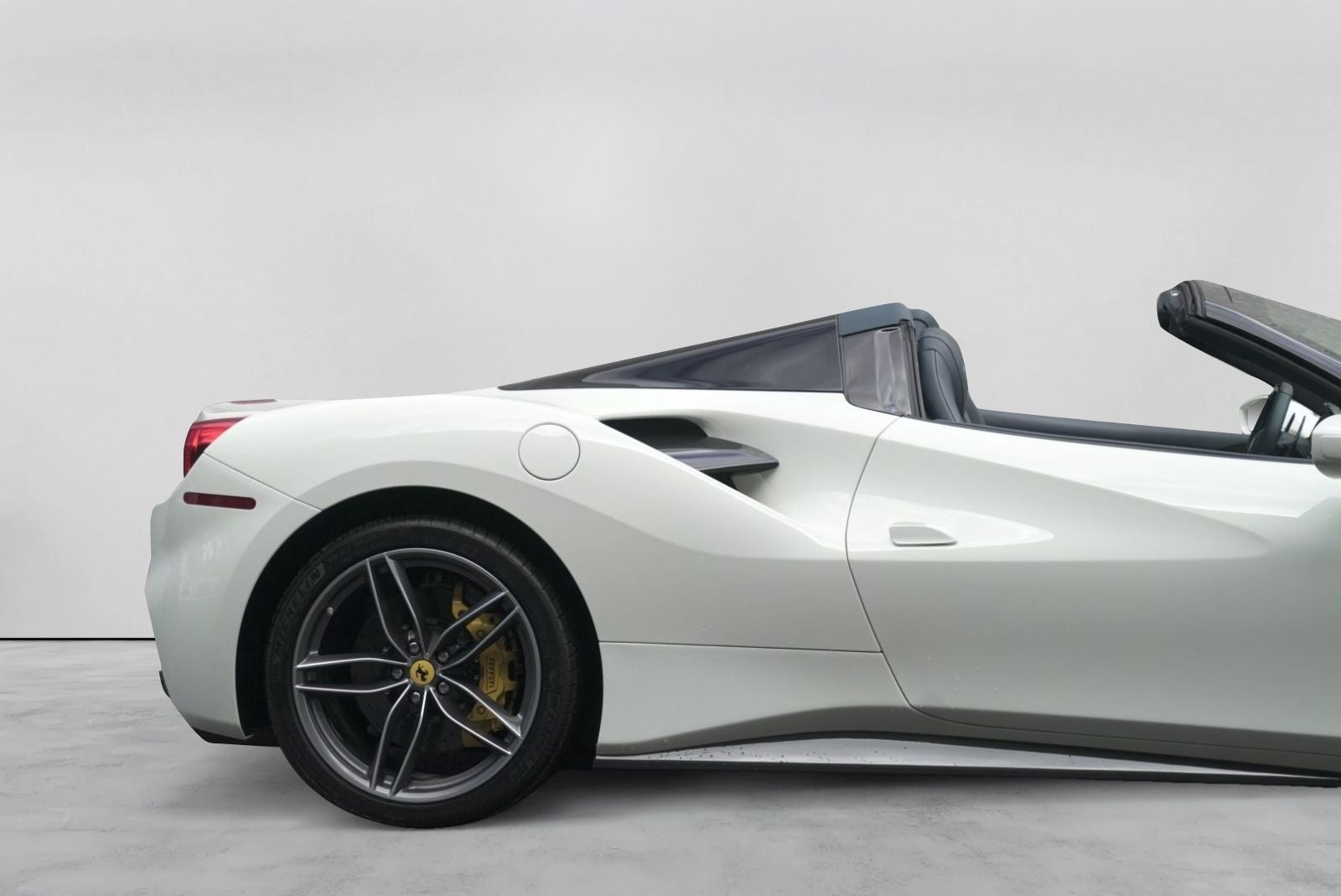 2017 Ferrari 488 Spider Base