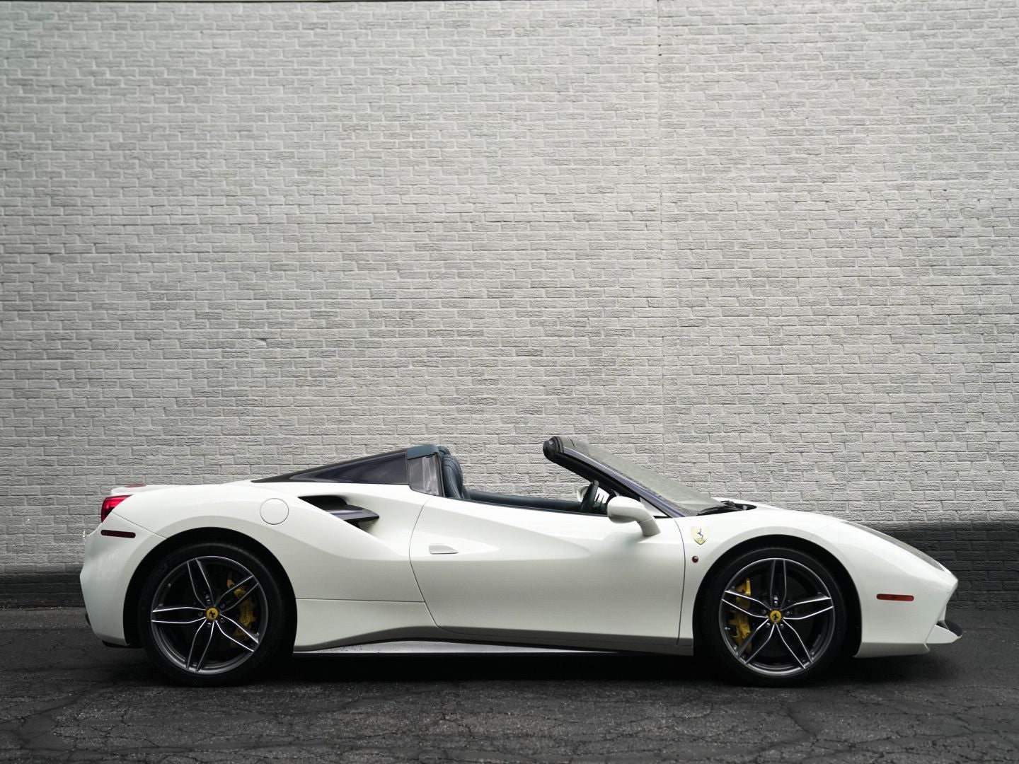 2017 Ferrari 488 Spider Base
