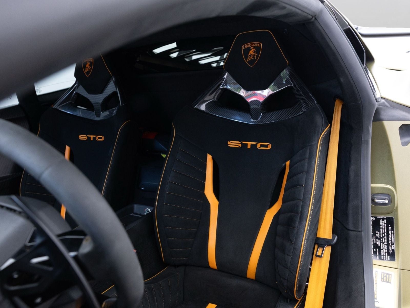 2022 Lamborghini Huracan STO Base