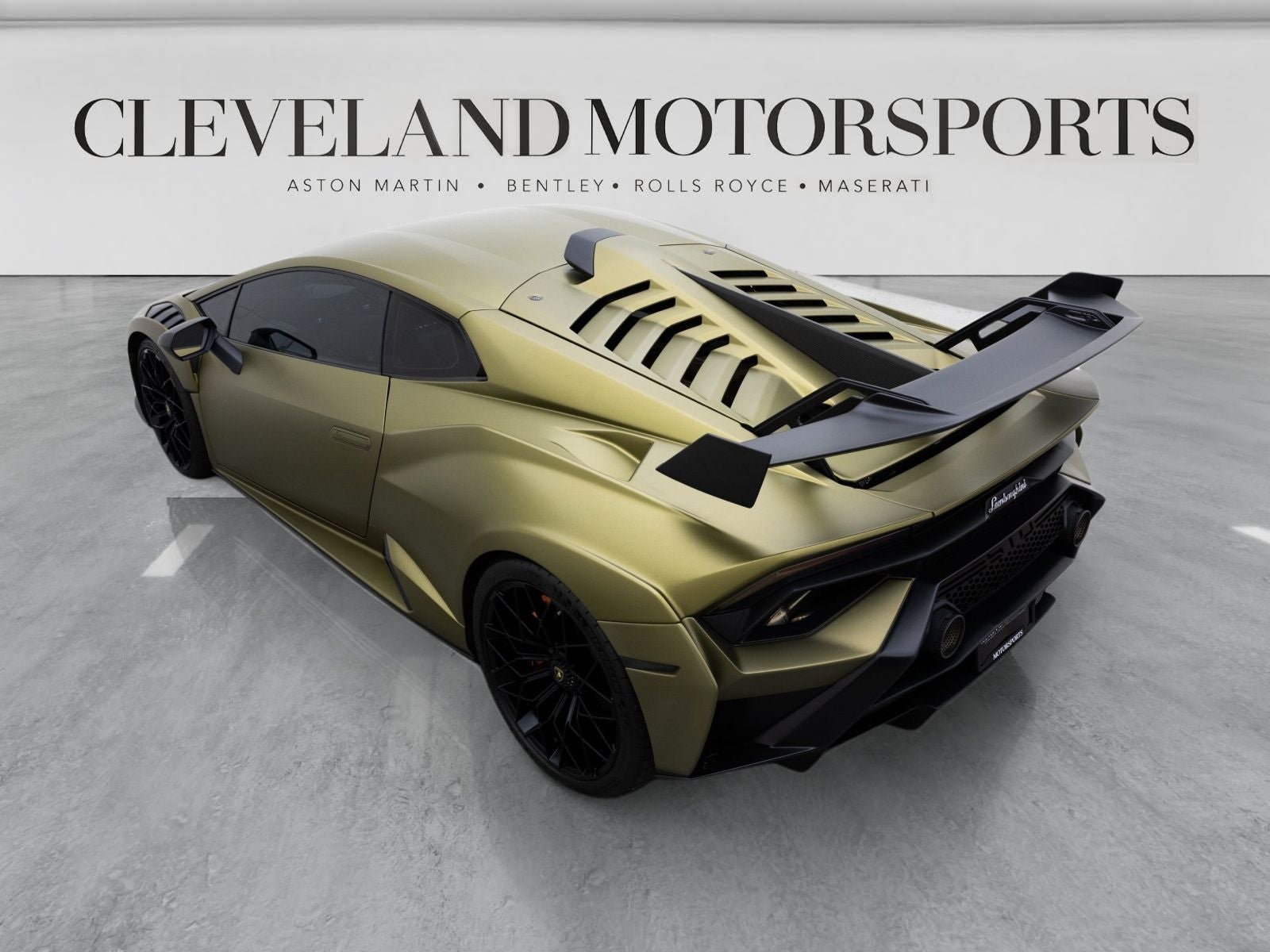 2022 Lamborghini Huracan STO Base