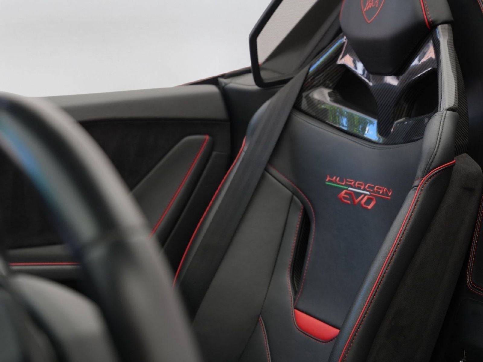 2021 Lamborghini Huracan EVO Base