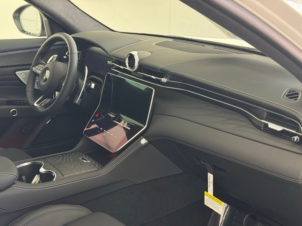 2025 Maserati Grecale Base