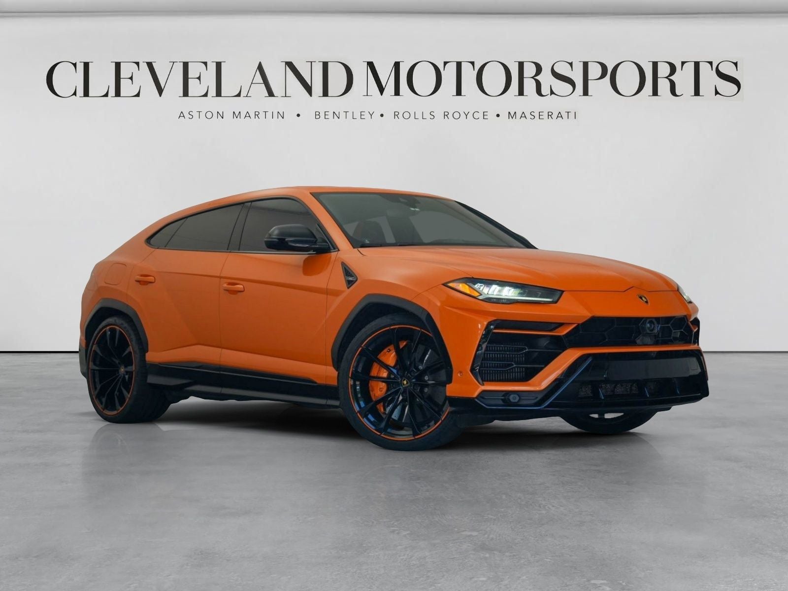 2022 Lamborghini Urus Base