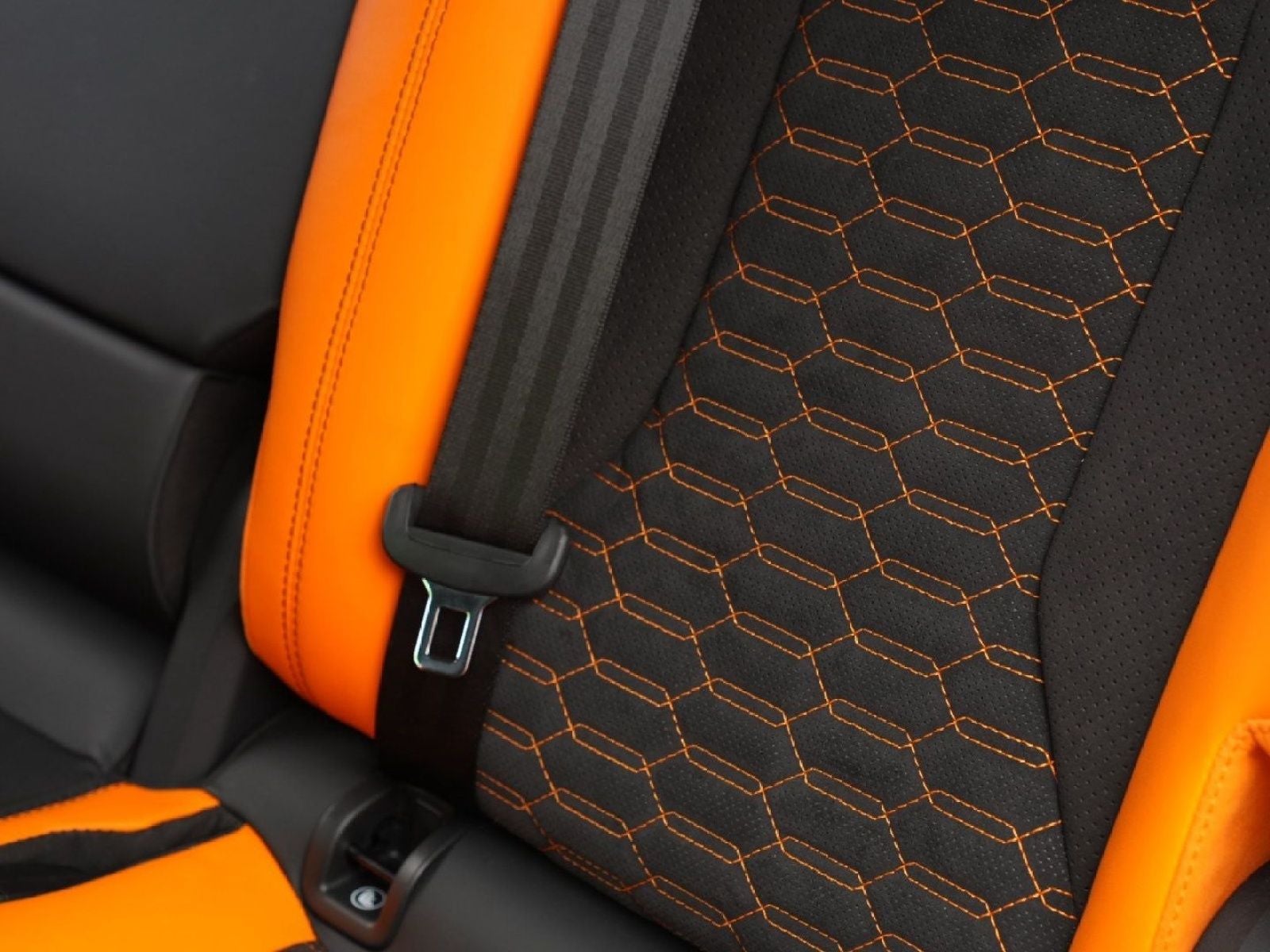 2022 Lamborghini Urus Base