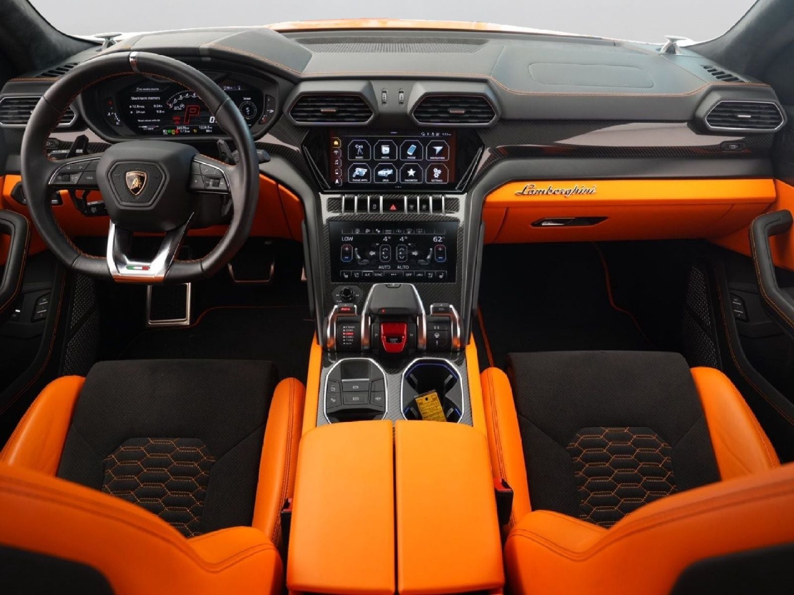 2022 Lamborghini Urus Base
