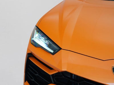 2022 Lamborghini Urus Base