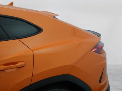2022 Lamborghini Urus Base