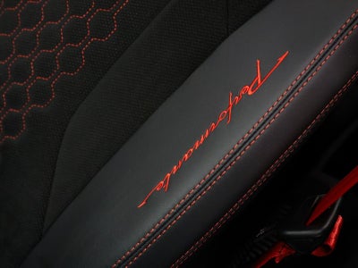2024 Lamborghini Urus Performante
