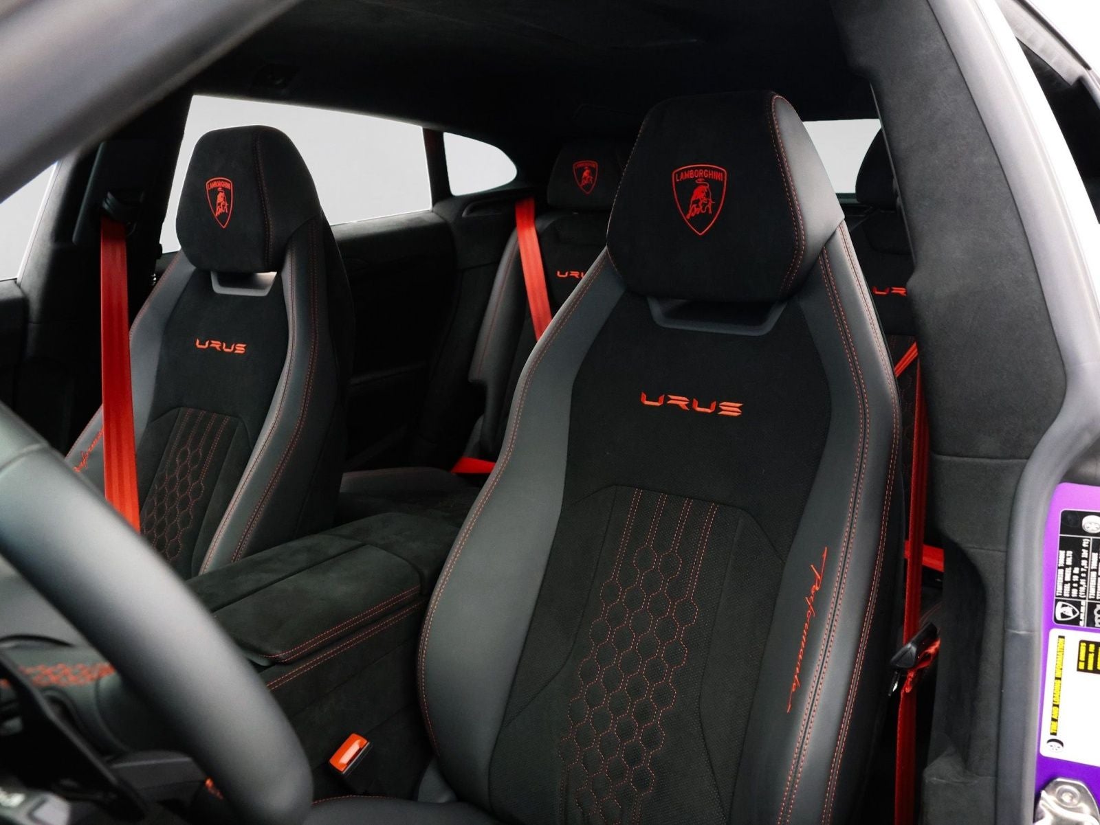 2024 Lamborghini Urus Performante
