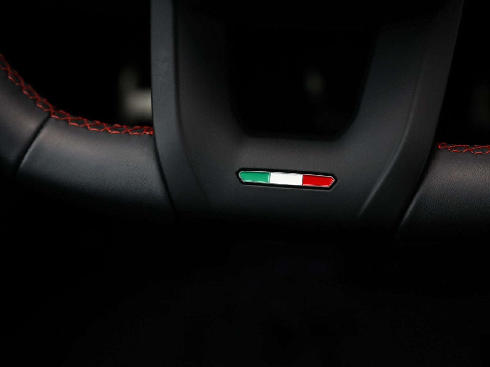 2024 Lamborghini Urus Performante
