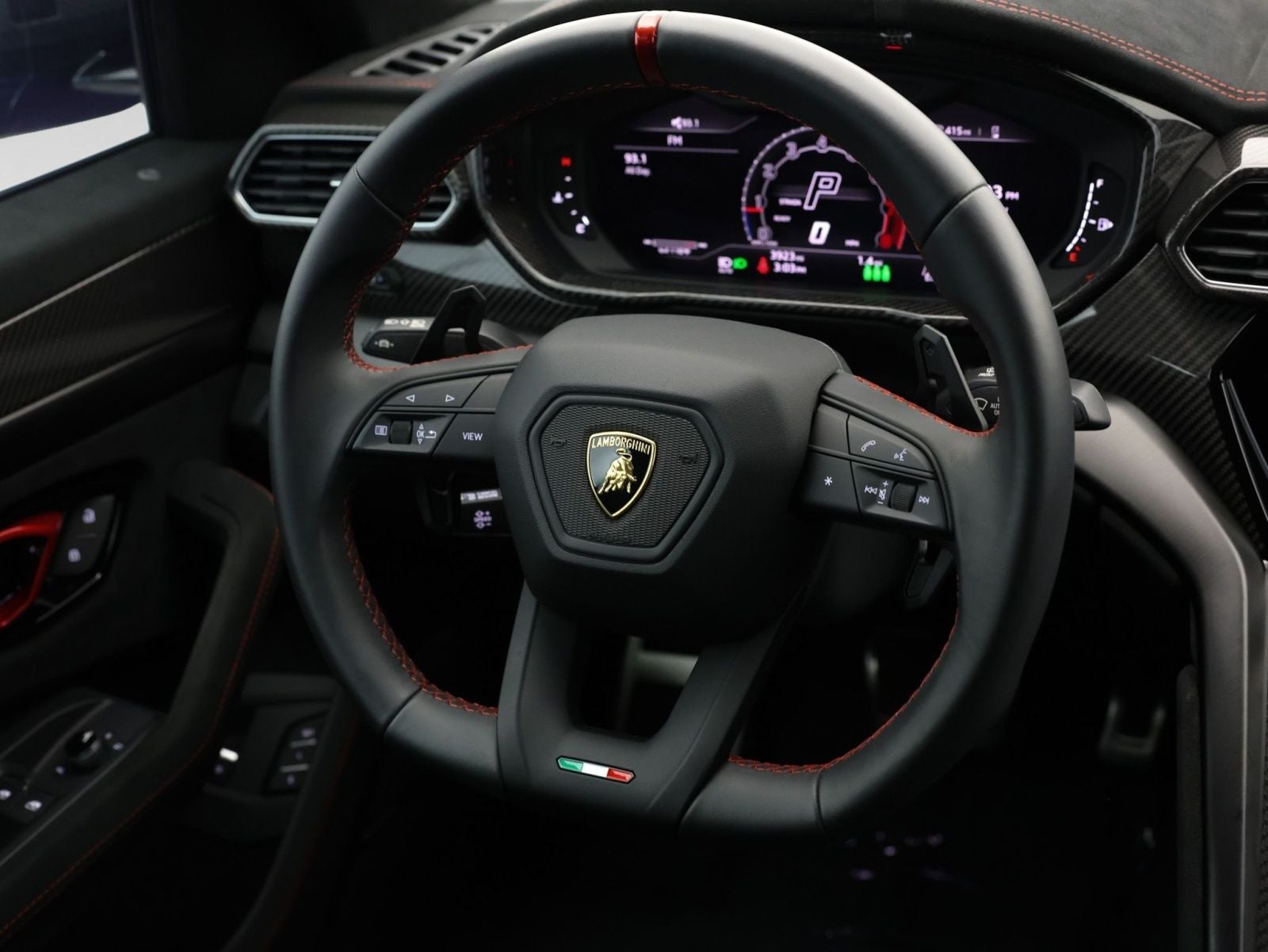 2024 Lamborghini Urus Performante