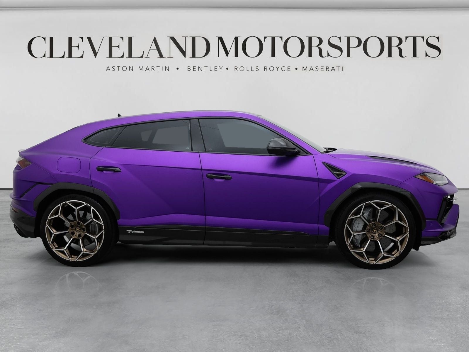 2024 Lamborghini Urus Performante