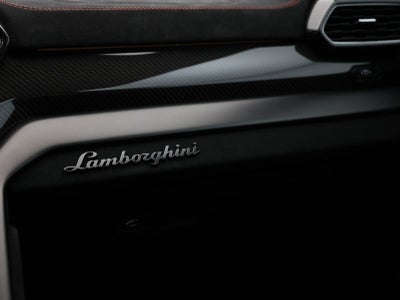 2024 Lamborghini Urus Performante